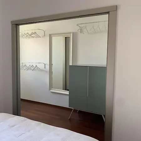 Sui Tetti Di Lägenhet Turin