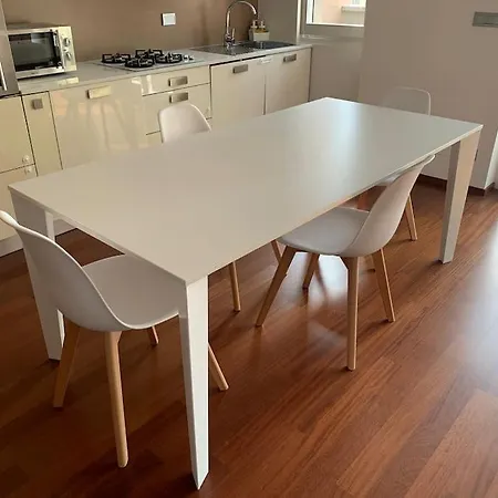 Lägenhet Sui Tetti Di Turin
